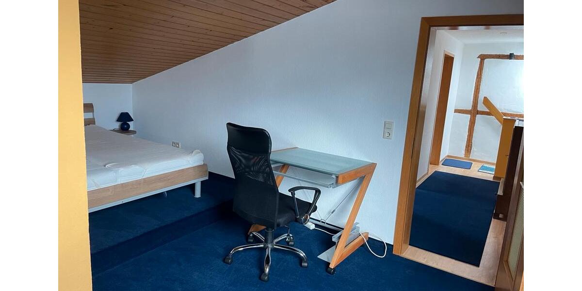 Dachgeschoßwohnung Bad Mergentheim - 1 Zimmer, 30 m&sup2;, 360&euro; | Angebot:26597546