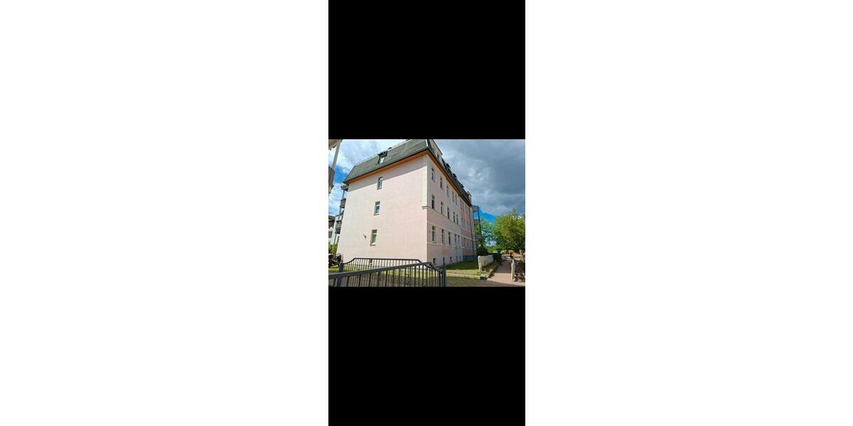 Etagenwohnung Zwickau Zwickau-Nord - 5 Zimmer, 125 m&sup2;, 840&euro; | Angebot:25983230