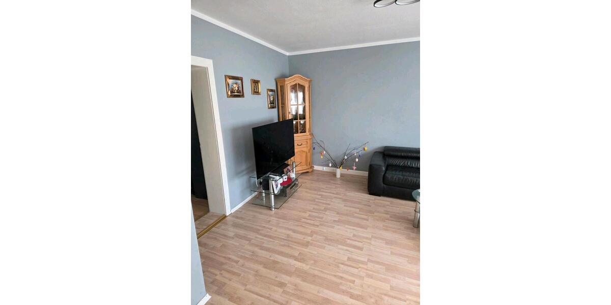 Etagenwohnung Kitzingen - 2.5 Zimmer, 61 m&sup2;, 920&euro; | Angebot:26272772