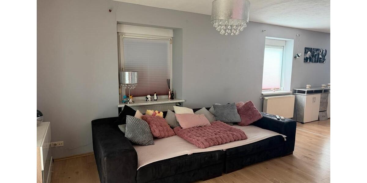 Etagenwohnung Eppelborn - 3 Zimmer, 84 m&sup2;, 850&euro; | Angebot:26293954