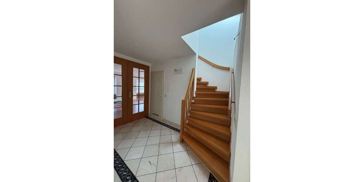 Wohnung zum Mieten in Blaubeuren 1.290 € 160.92 m² 5.5 zimmer