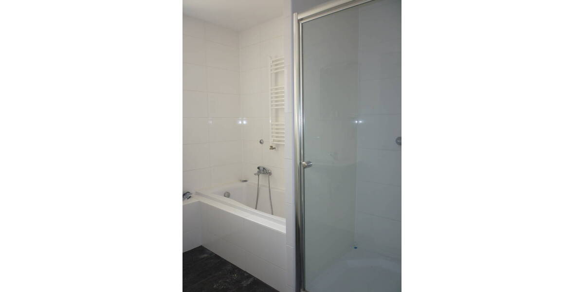 Etagenwohnung Wilhelmshaven Innenstadt - 4 Zimmer, 135 m&sup2;, 820&euro; | Angebot:25696194