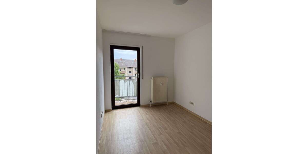 Etagenwohnung Mannheim Lindenhof - 1 Zimmer, 15 m&sup2;, 330&euro; | Angebot:27029437