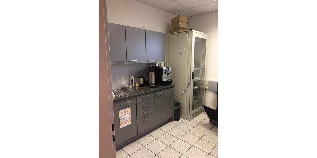 Gewerbeobjekt Langenfeld (Rheinland) - 385&euro; | Angebot:25769551