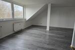 Dachgeschoßwohnung Oberhausen - 2 Zimmer, 55 m&sup2;, 412&euro; | Angebot:24859107
