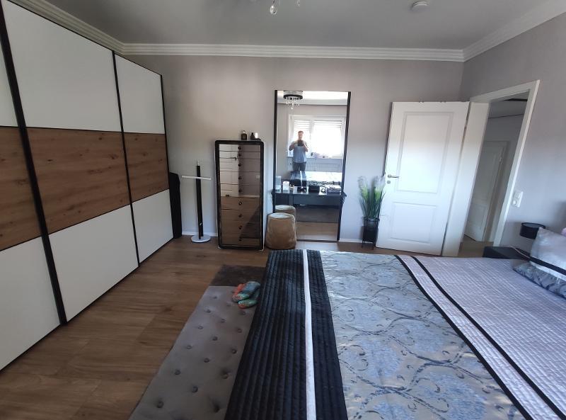 5 Zi. OG Wohnung mit Gartennutzung, Balkon und Garage 5 zimmer