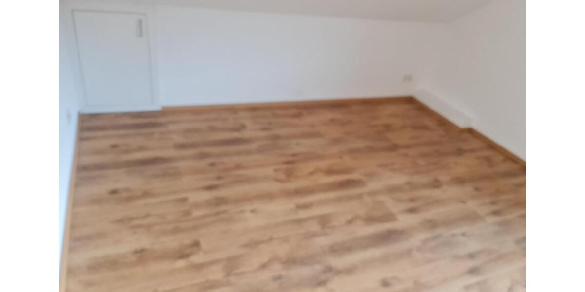 Dachgeschoßwohnung Melsungen - 3 Zimmer, 80 m&sup2;, 750&euro; | Angebot:25589192