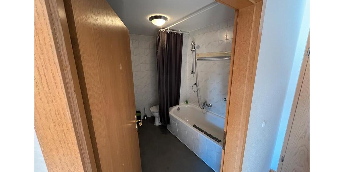 Dachgeschoßwohnung Hohenstein-Ernstthal Ernstthal - 2 Zimmer, 48 m&sup2;, 419&euro; | Angebot:26648968
