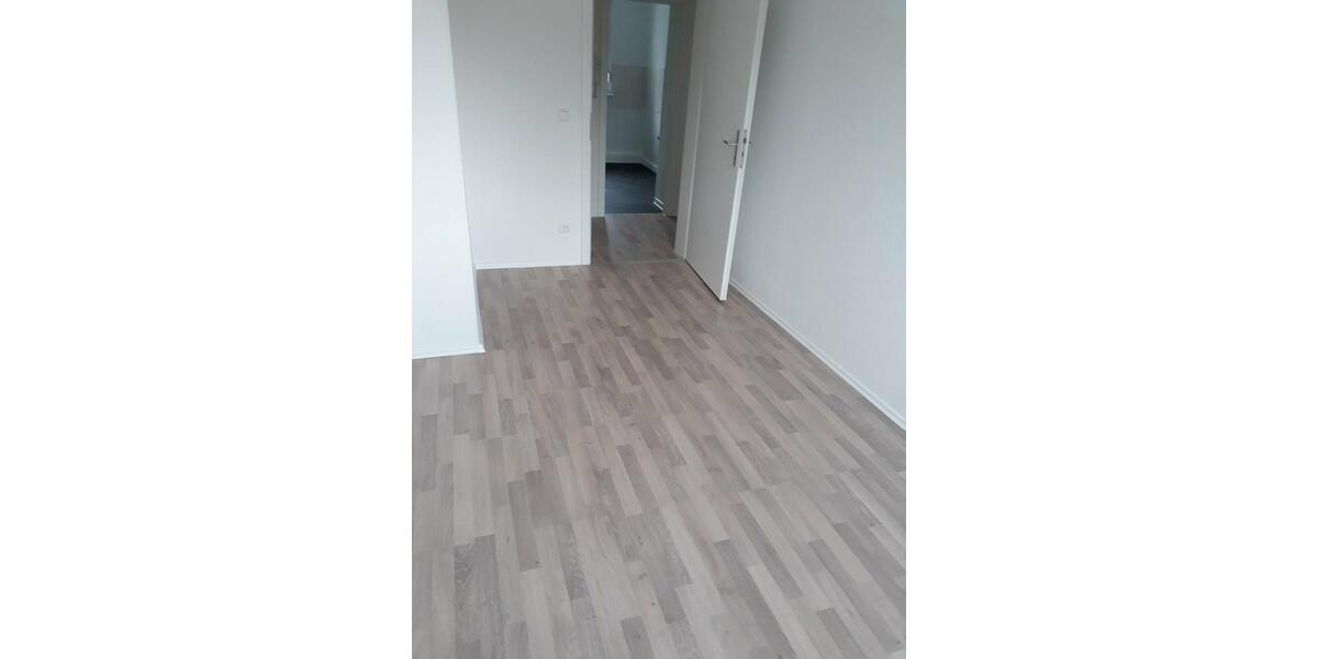 Etagenwohnung Teutschenthal - 3 Zimmer, 68 m&sup2;, 380&euro; | Angebot:17332207
