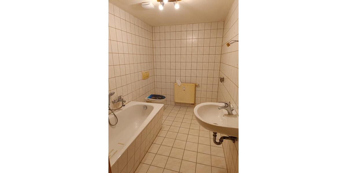 Etagenwohnung Neustadt an der Orla - 1.5 Zimmer, 41 m&sup2;, 250&euro; | Angebot:25977656
