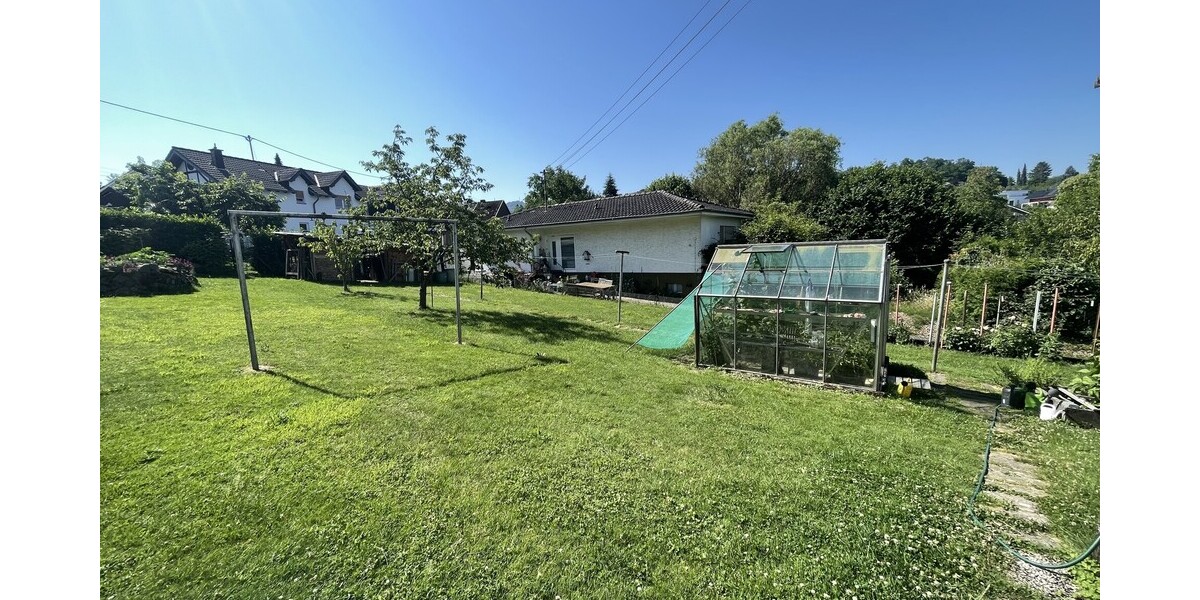 Einfamilienhaus mit großem Garten - Einfamilienhaus Königswinter / Thomasberg Thomasberg | Angebot:27070556