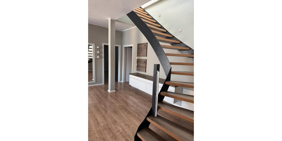 Einfamilienhaus Quakenbrück - 3 Zimmer, 160 m&sup2;, 1.400&euro; | Angebot:25613384