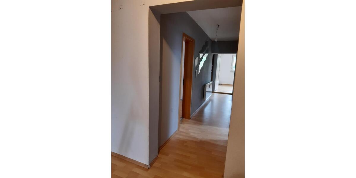 Dachgeschoßwohnung Oberzent - 4 Zimmer, 115 m&sup2;, 720&euro; | Angebot:26645387