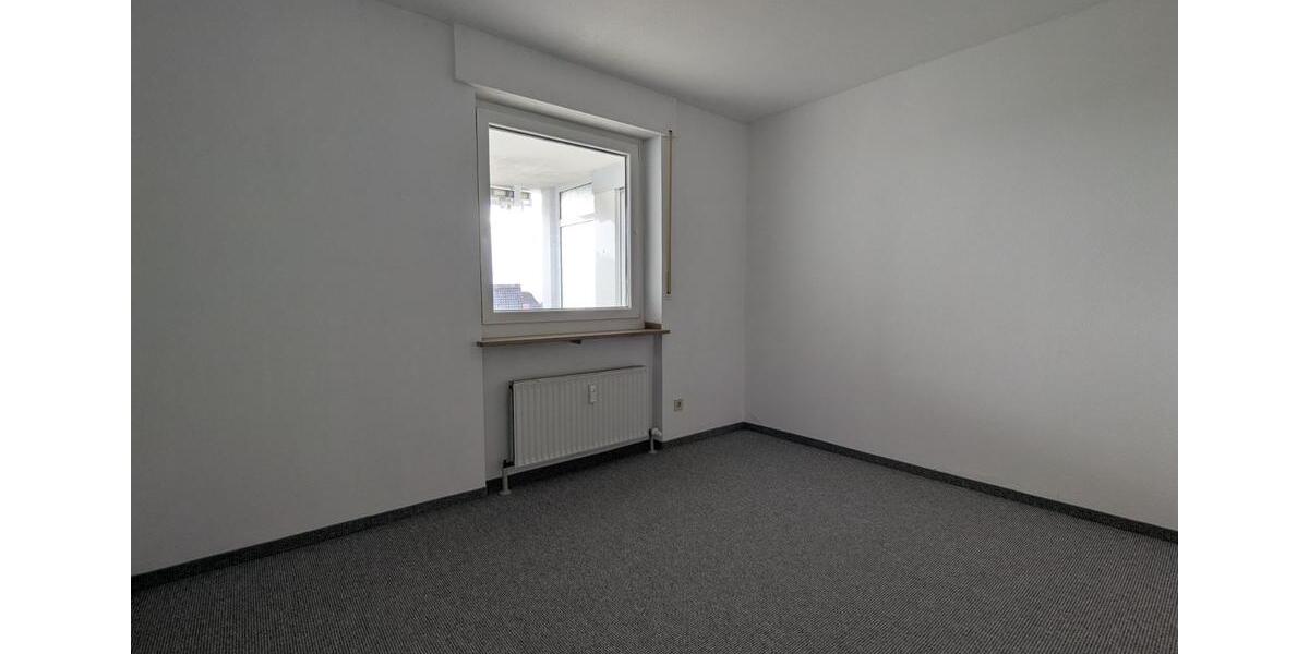 Hochparterre Amberg - 4 Zimmer, 100 m&sup2;, 1.200&euro; | Angebot:25392062