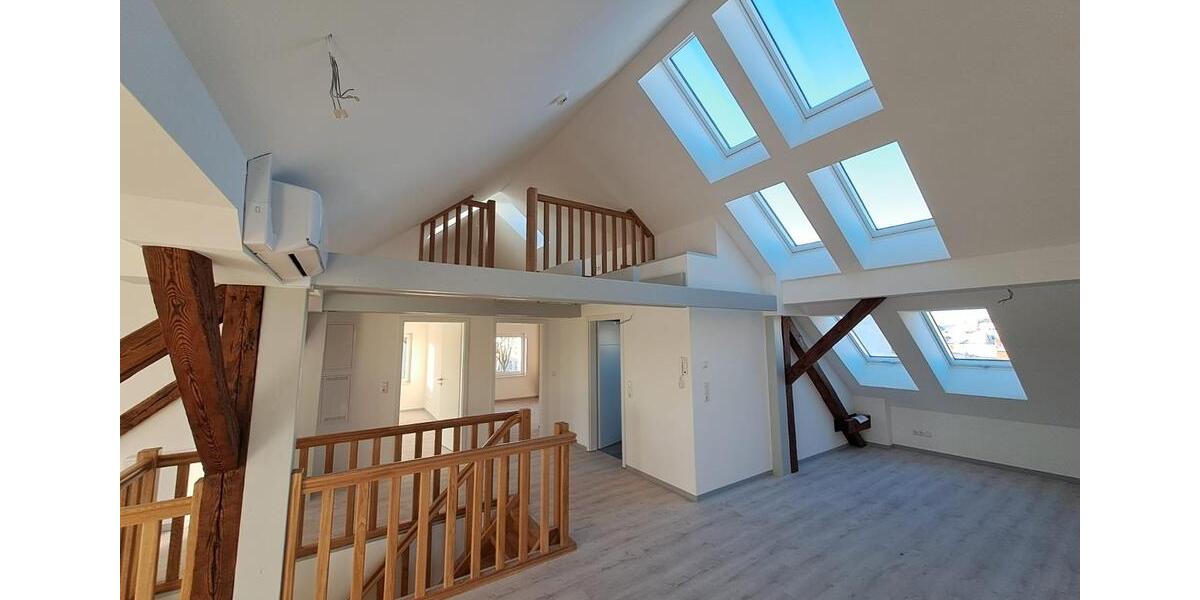 4-Raum - Penthouse mit zwei großen Balkonen - 165 qm Wohnfläche - PKW Stellplatz 4 zimmer