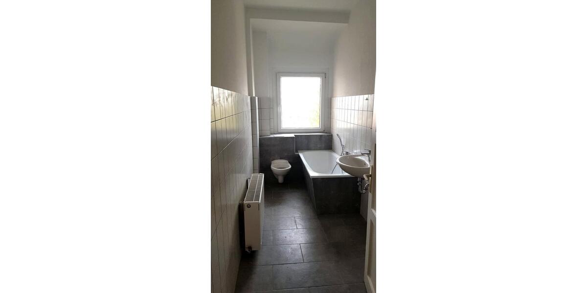 Etagenwohnung Nordhausen - 3 Zimmer, 73 m&sup2;, 380&euro; | Angebot:24523919