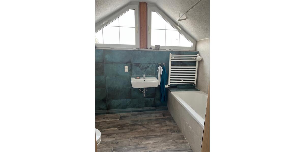 Dachgeschoßwohnung Neuenhagen bei Berlin - 3 Zimmer, 95 m&sup2;, 1.500&euro; | Angebot:25081599