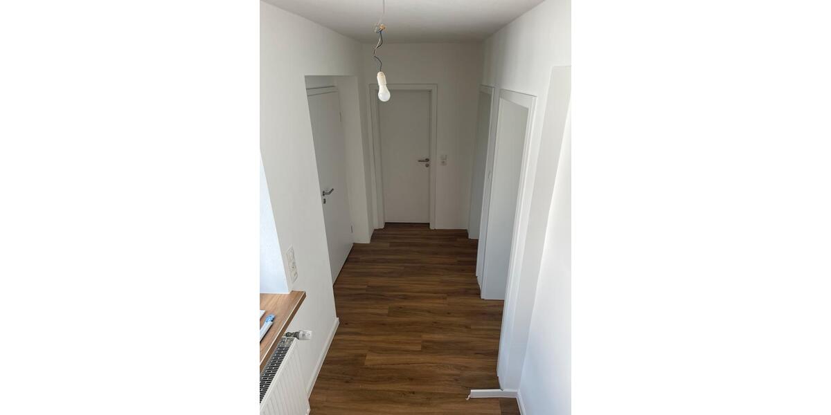 Erdgeschoßwohnung Walldürn - 3 Zimmer, 104 m&sup2;, 970&euro; | Angebot:26625817