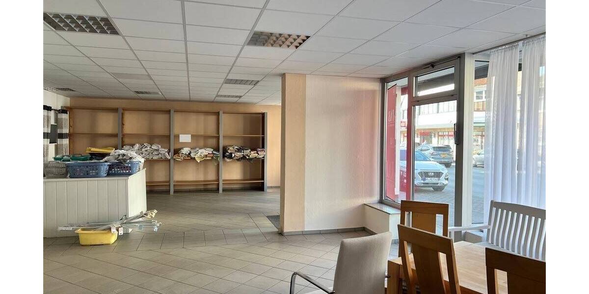 Gewerbeobjekt Beverungen - 3 Zimmer, 700&euro; | Angebot:23965686