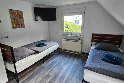 Wohnen auf Zeit Bielefeld Stieghorst - 4 Zimmer, 80 m&sup2;, 17&euro; | Angebot:24398302