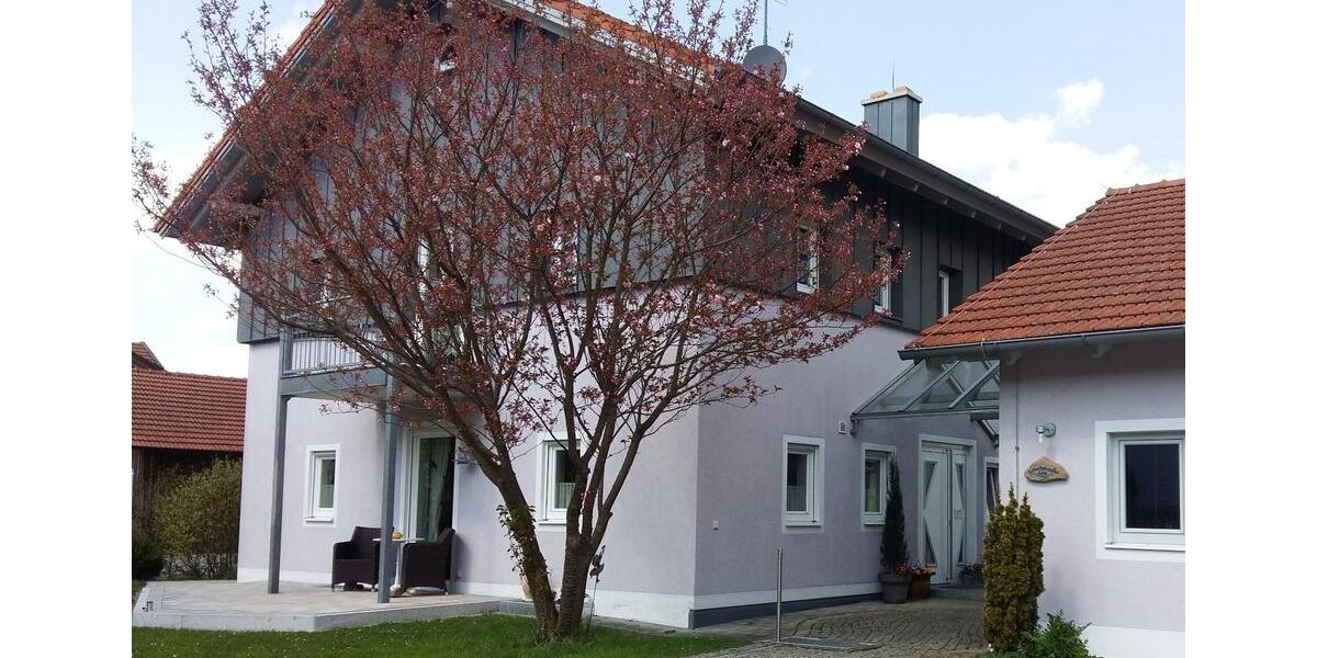 Etagenwohnung Neukirchen bei Heiligen Blut - 1 Zimmer, 520&euro; | Angebot:23498974