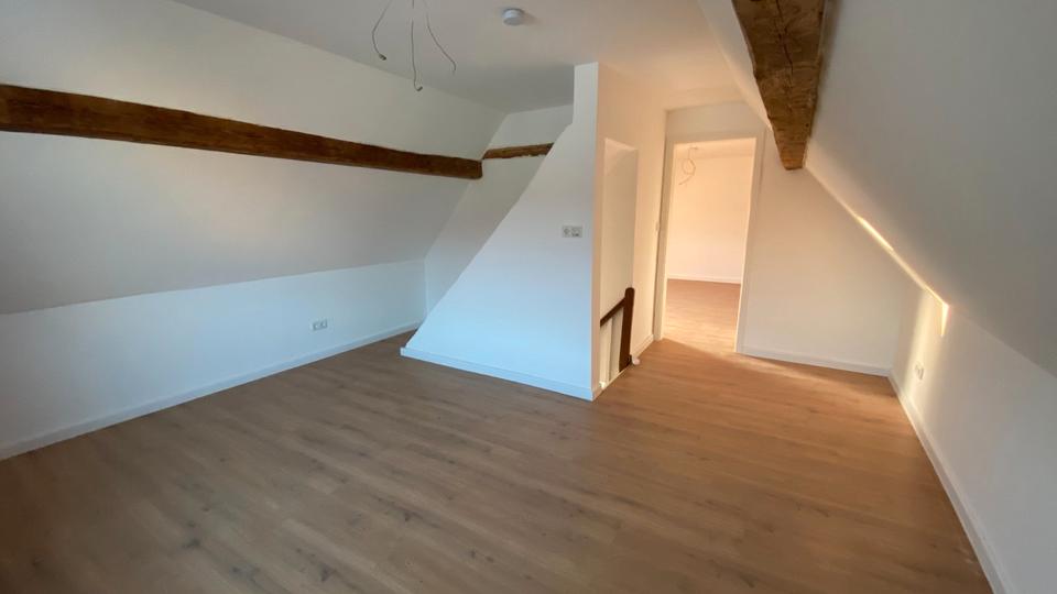 Einfamilienhaus Bessenbach - 5 Zimmer, 125 m&sup2;, 1.360&euro; | Angebot:26205851