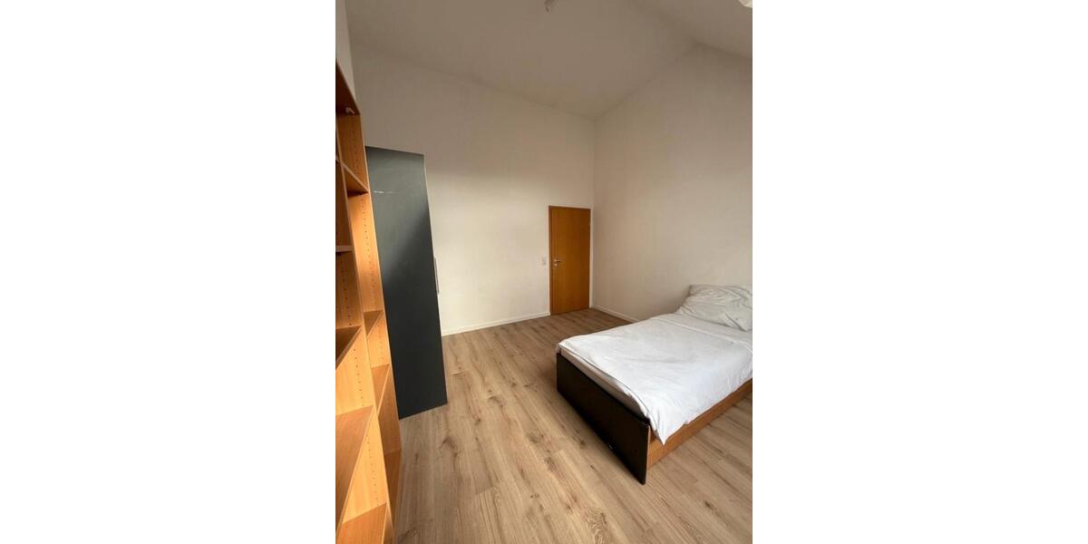 Wohnen auf Zeit Erfurt Johannesvorstadt - 4 Zimmer, 16 m&sup2;, 395&euro; | Angebot:26556897