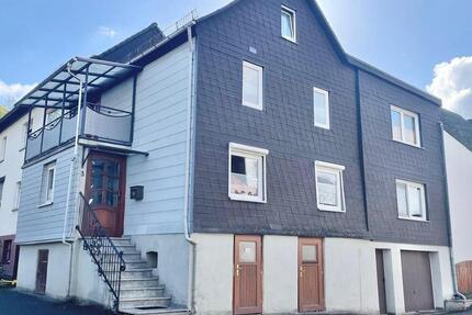 Kompakte 2-Zimmer-Dachgeschosswohnung mit ca. 40 m² und Balkon 2 zimmer