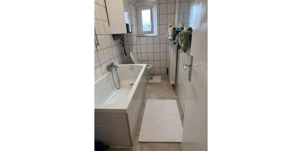 Etagenwohnung Saarbrücken West - 1 Zimmer, 35 m&sup2;, 500&euro; | Angebot:26607048