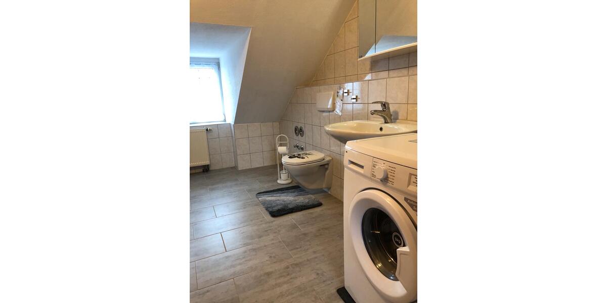 Dachgeschoßwohnung Wilsdruff - 3 Zimmer, 86 m&sup2;, 900&euro; | Angebot:25499831