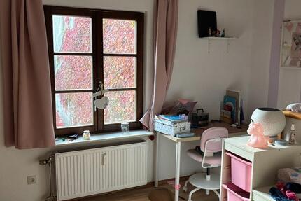 4-Zimmer-Wohnung mit Garage in Gau-Odernheim – 92 m² zimmer