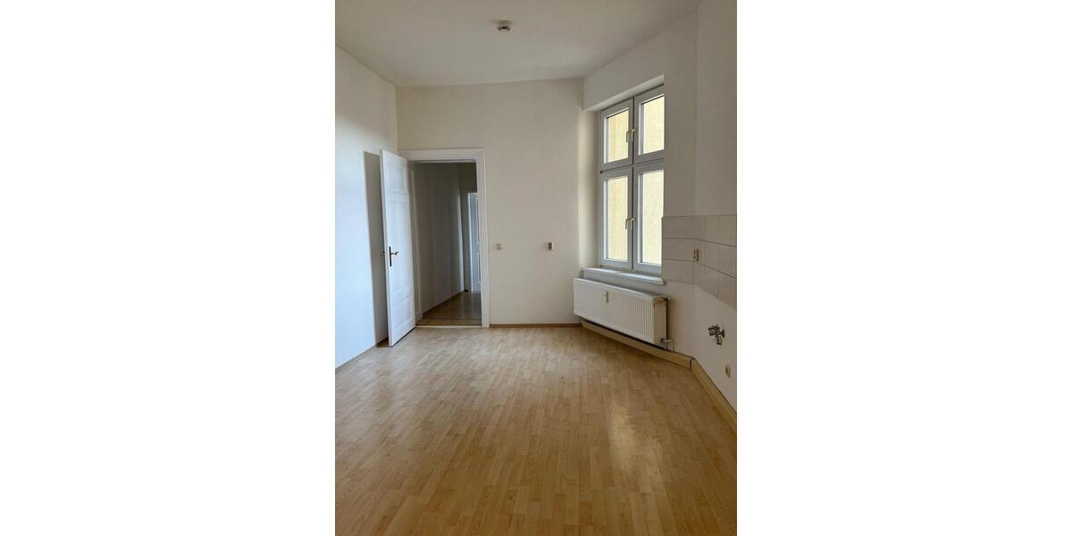 Etagenwohnung Eberswalde - 4 Zimmer, 104 m&sup2;, 940&euro; | Angebot:25351192