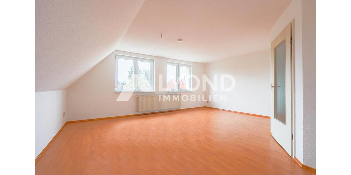 Dachgeschoßwohnung Ballenstedt - 3 Zimmer, 74 m&sup2;, 435&euro; | Angebot:25869817