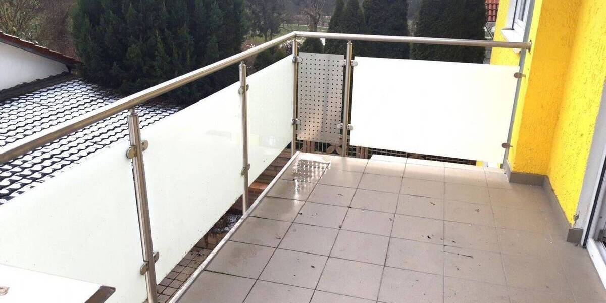 Etagenwohnung Amberg Schäflohe - 2 Zimmer, 90 m&sup2;, 675&euro; | Angebot:26595286