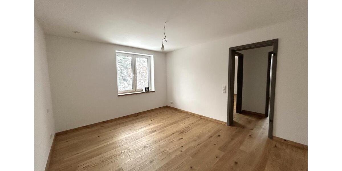Erdgeschoßwohnung Wiefelstede - 4 Zimmer, 129 m&sup2;, 1.450&euro; | Angebot:24950148