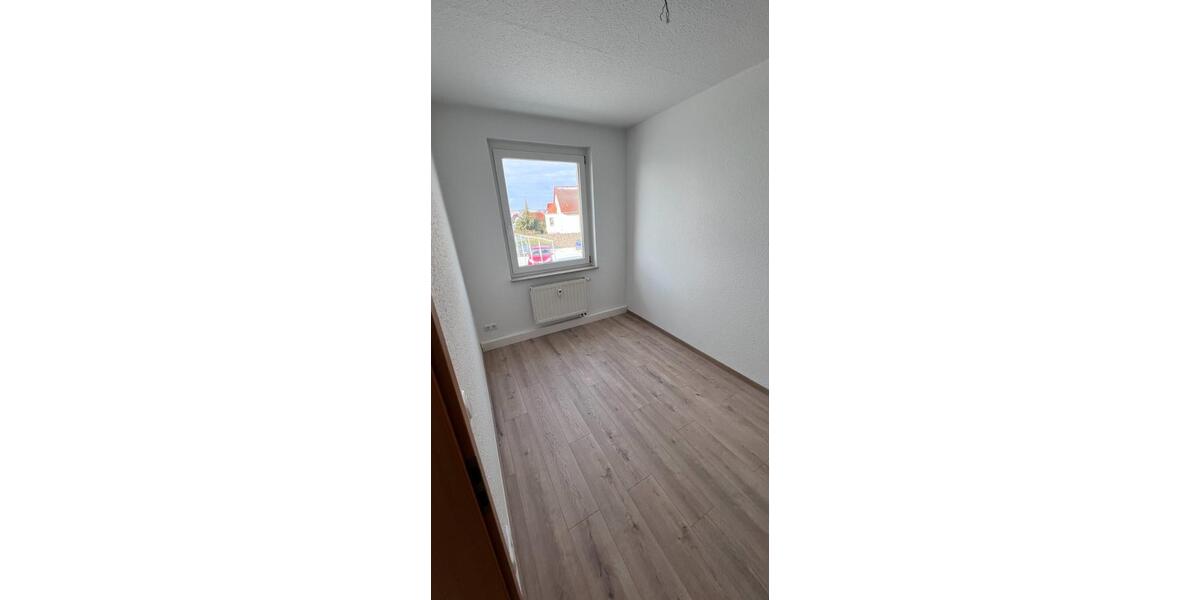 Erdgeschoßwohnung Schleiz - 3.5 Zimmer, 73 m&sup2;, 540&euro; | Angebot:24382729