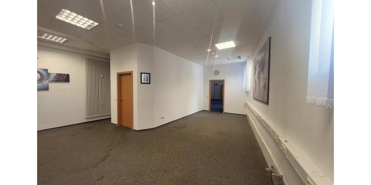 Gewerbeobjekt Bruck in der Oberpfalz - 1.300&euro; | Angebot:23572178