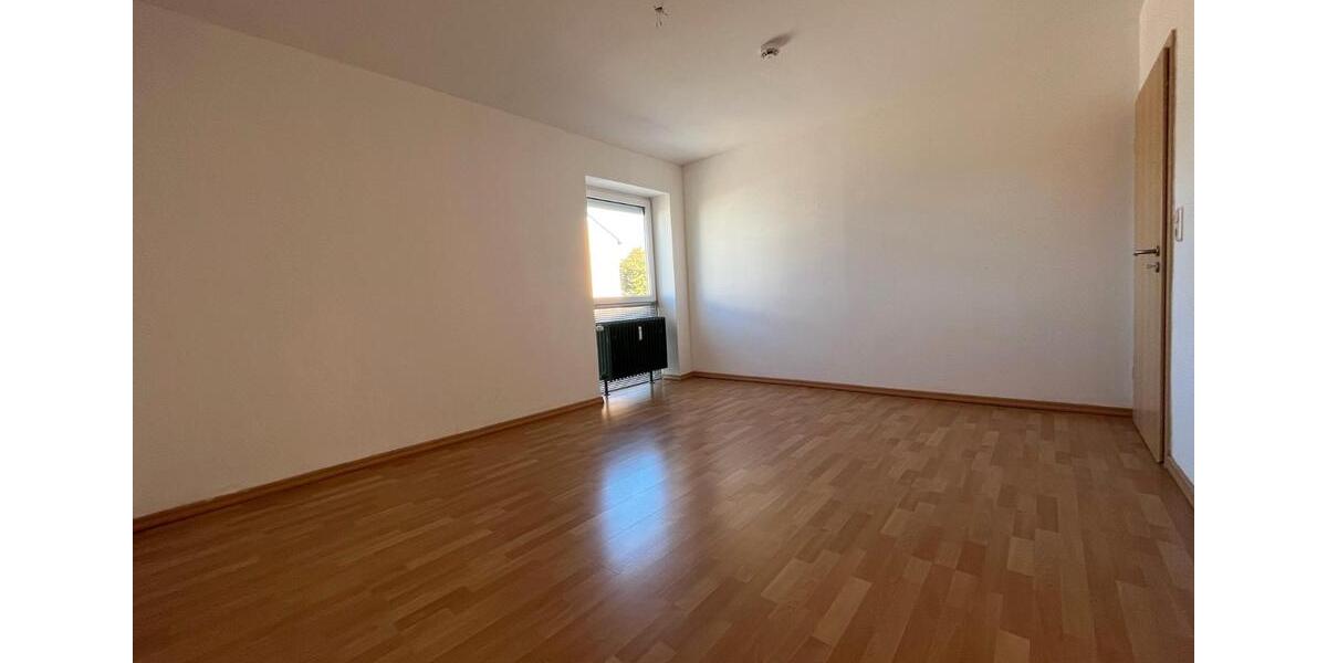 Etagenwohnung Buchloe - 3 Zimmer, 84 m&sup2;, 1.100&euro; | Angebot:26040540
