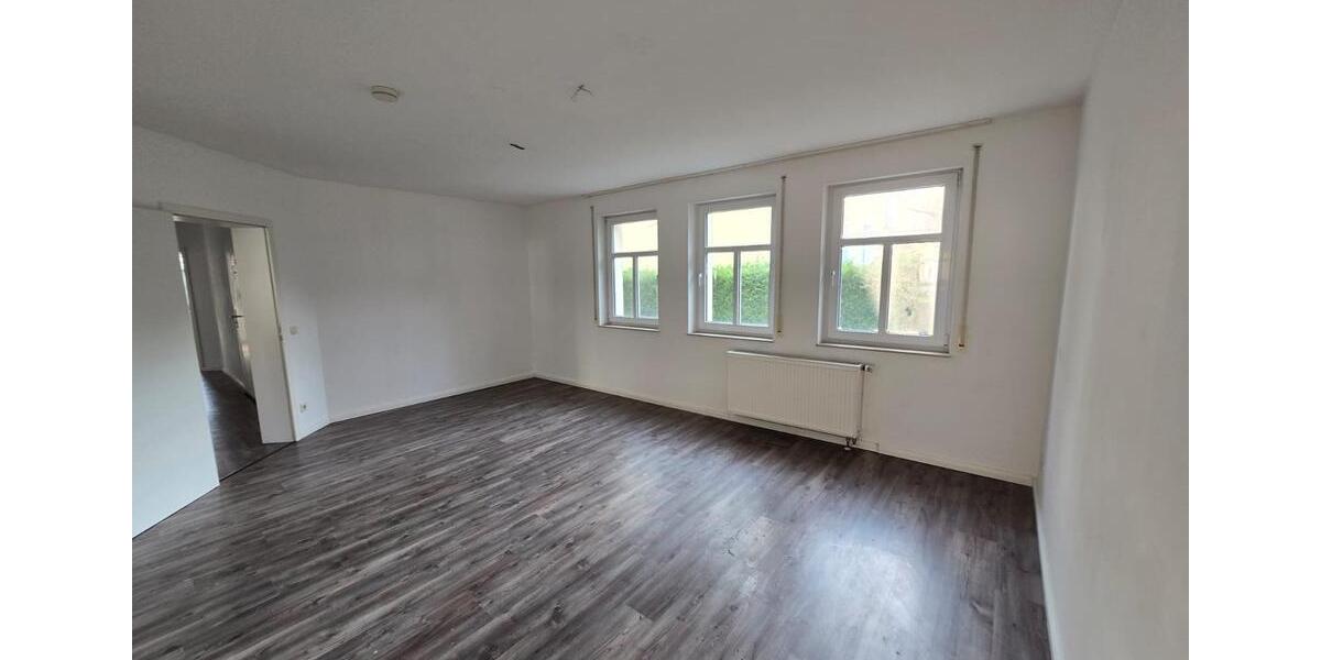 Erdgeschoßwohnung Falkensee - 5 Zimmer, 141 m&sup2;, 2.000&euro; | Angebot:24553142