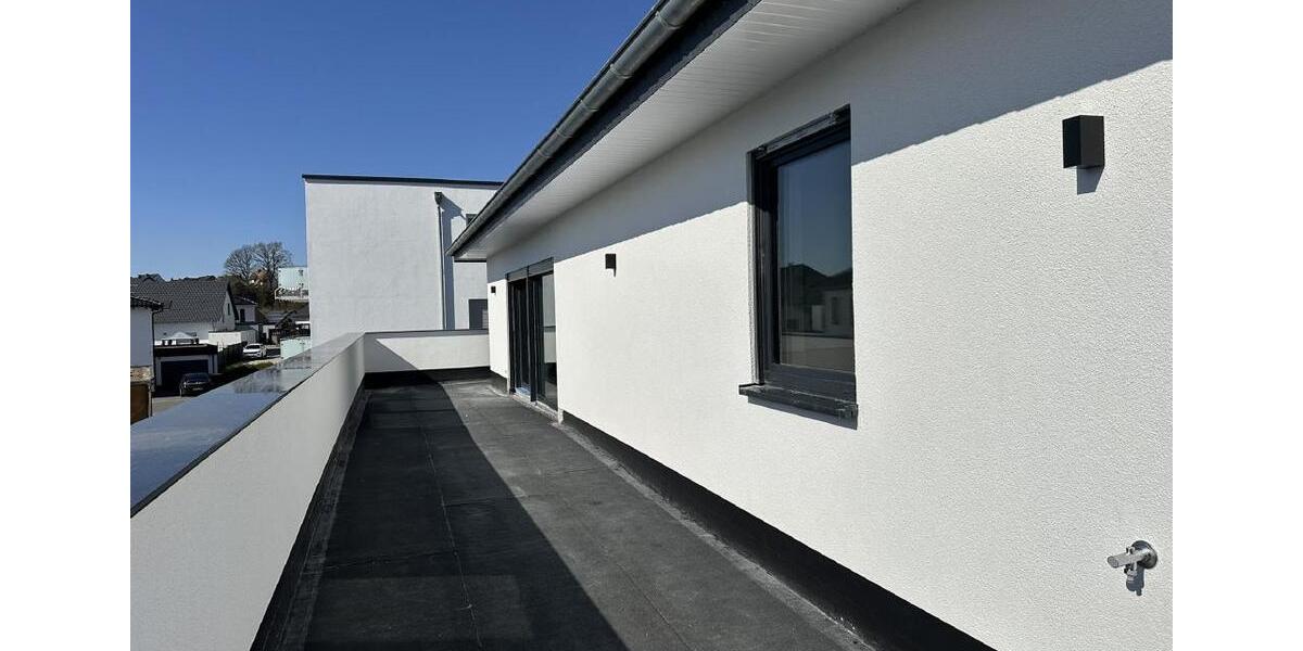 Etagenwohnung Meschede - 4 Zimmer, 144 m&sup2;, 2.115&euro; | Angebot:25755290