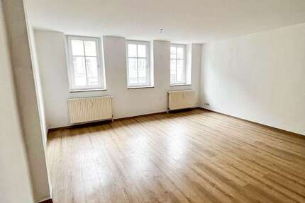 Wohnung Lichtenstein Lichtenstein/Sachsen - 3 Zimmer, 75 m&sup2;, 410&euro; | Angebot:23906375