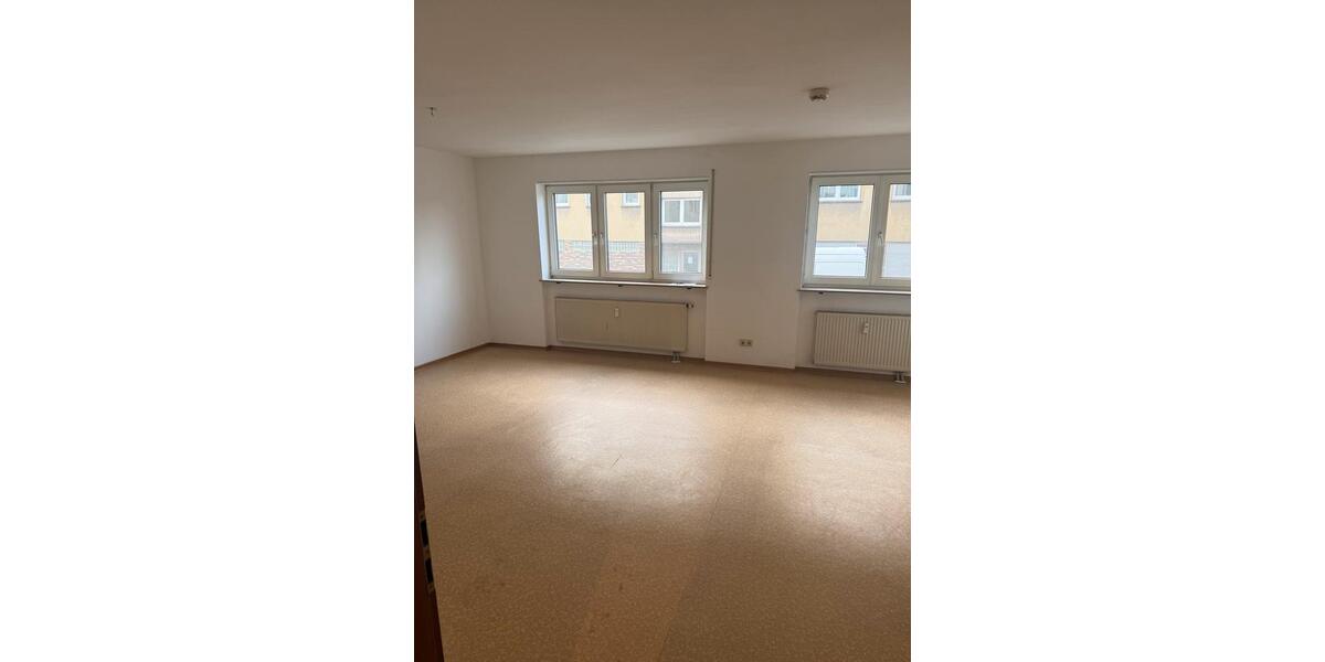 Erdgeschoßwohnung Würzburg Dürrbachau - 1 Zimmer, 63 m&sup2;, 869&euro; | Angebot:25546067