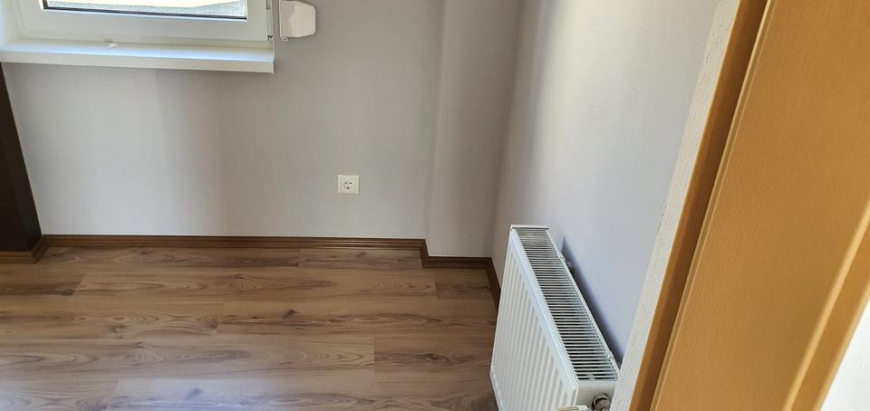 Erdgeschoßwohnung Bendorf - 3 Zimmer, 80 m&sup2;, 590&euro; | Angebot:24661360