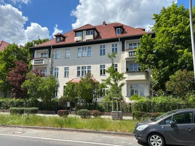 Etagenwohnung Berlin Steglitz-Zehlendorf - 4 Zimmer, 106 m&sup2;, 1.161&euro; | Angebot:26905586