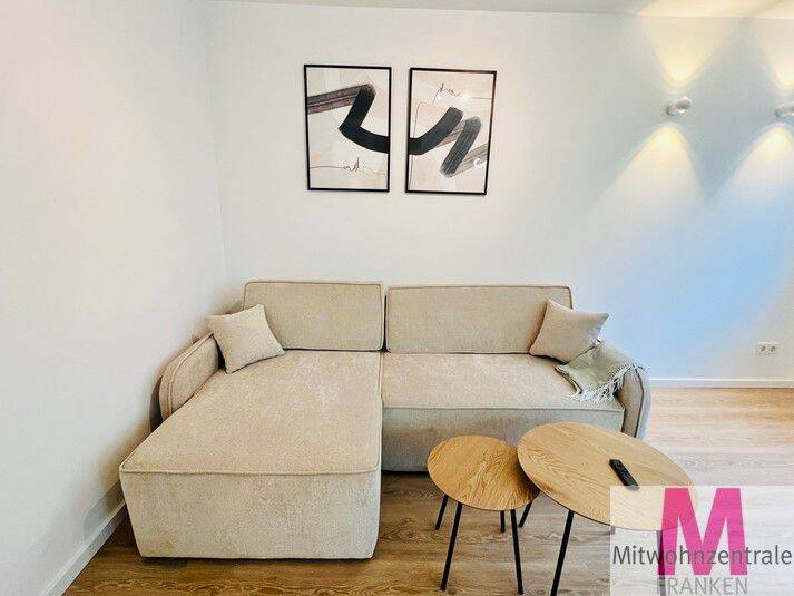 MÖBLIERTE Exklusive, 2-Zimmer DesignWohnung mit Flair und Balkon zum Erstbezug
