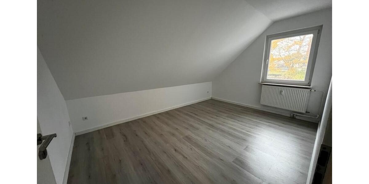 Etagenwohnung Osnabrück Gretesch - 5 Zimmer, 110 m&sup2;, 980&euro; | Angebot:26619835