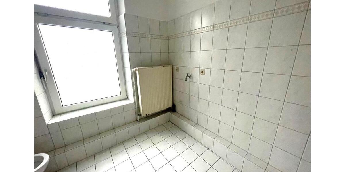 Etagenwohnung Wilhelmshaven - 4 Zimmer, 100 m&sup2;, 650&euro; | Angebot:26442920