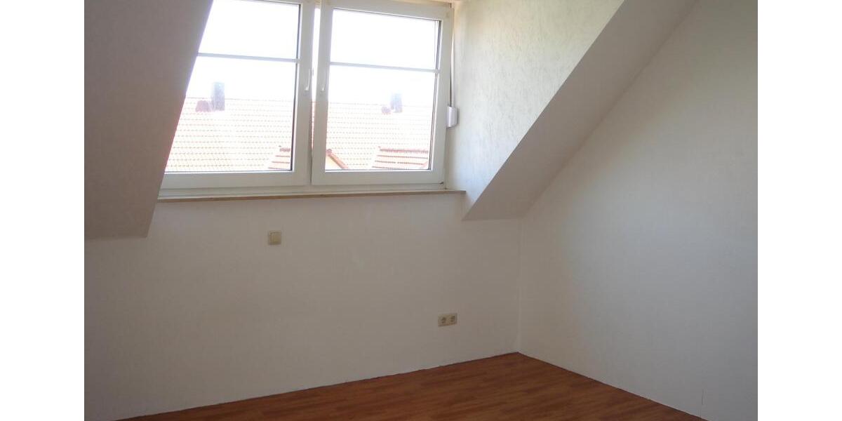 Etagenwohnung Bad Neustadt an der Saale - 3.5 Zimmer, 93 m&sup2;, 950&euro; | Angebot:22052287
