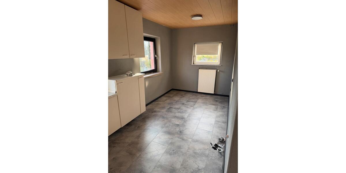 Erdgeschoßwohnung Olpe - 3 Zimmer, 70 m&sup2;, 600&euro; | Angebot:25395166