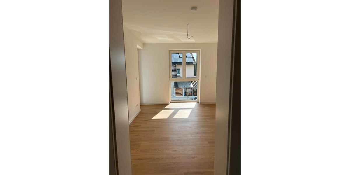 Etagenwohnung Lahr (Schwarzwald) - 5 Zimmer, 120 m&sup2;, 1.705&euro; | Angebot:26415118